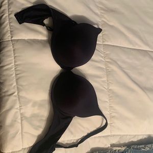 Victoria Secret Bra 36D.